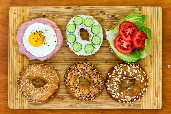 Bagels with ingredients