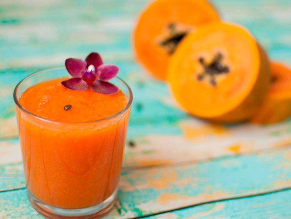 Mango, papaya and carrot Smoothie