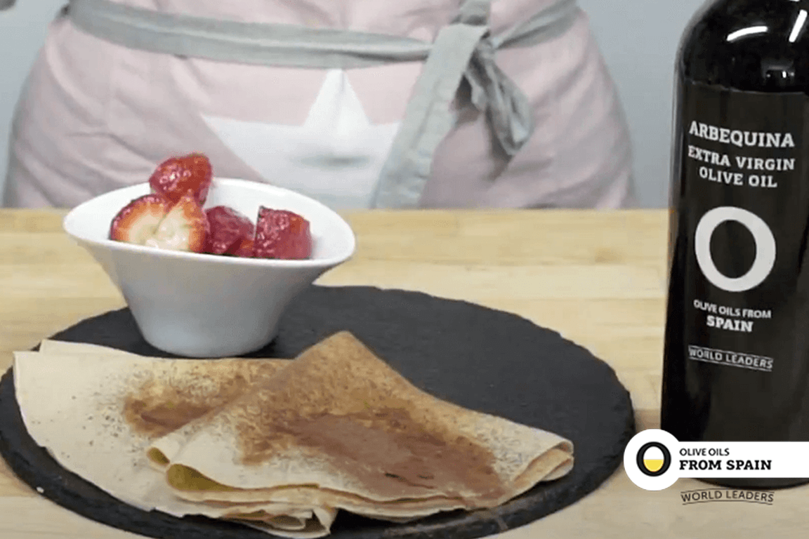Crepes with spiced strawberries Olive Oils from Spain