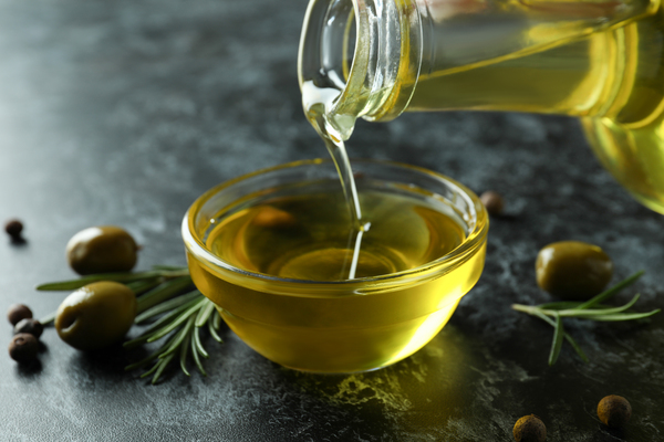 Are olive oil and vegetable oil the same thing?