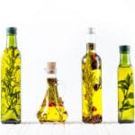How to prepare aromatized olive oil