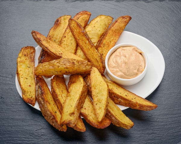 fried potatoes with fry sauce