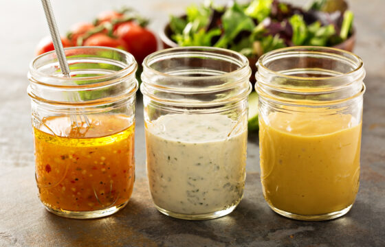 How to Make Healthy Salad Dressing