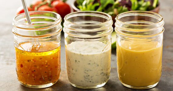 How to Make Healthy Salad Dressing