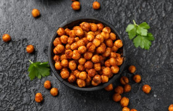 How to Make Roasted Crispy Chickpeas