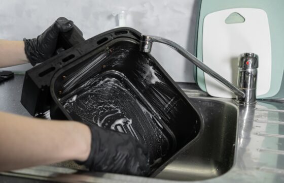 How To Deep Clean Your Air Fryer The Easy Way